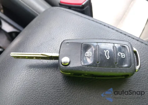 2015 Volkswagen Tiguan S/Se/Sel/R-Line z USA, uszkodzony, nr VIN WVGAV7AX6FW536950